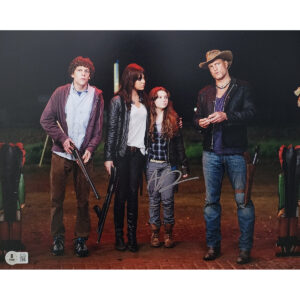Abigail Breslin Autographed Photo #13 (11x14) W Beckett