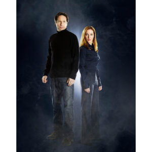 Pre-Sale Gillian Anderson Autographed Photo #10 (3 sizes available)