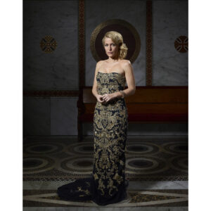 Pre-Sale Gillian Anderson Autographed Photo #19 (3 sizes available)