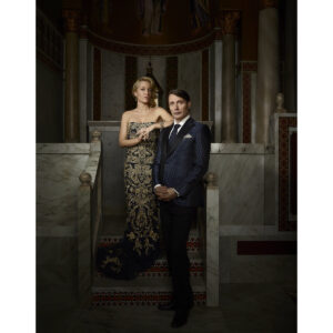 Pre-Sale Gillian Anderson Autographed Photo #4 (3 sizes available)