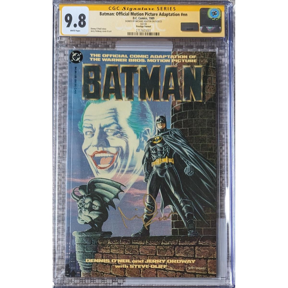 Batman shops 92 CBCS 9.8 signed