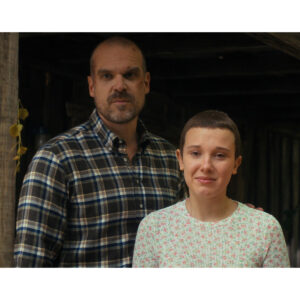 Pre-Sale Millie Bobby Brown Autographed Photo #17 (3 sizes available)