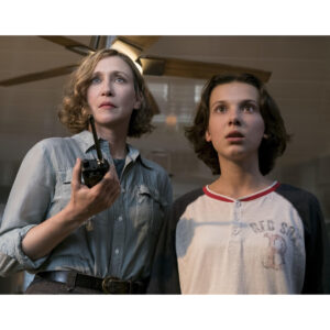 Pre-Sale Millie Bobby Brown Autographed Photo #5 (3 sizes available)