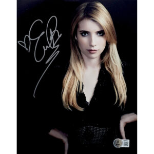 Emma Roberts Autographed Photo #4 (8x10)