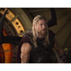 Pre-Sale Chris Hemsworth Autographed Photo #18 (3 sizes available)