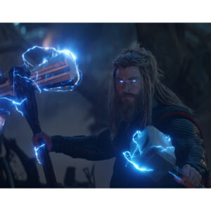 Pre-Sale Chris Hemsworth Autographed Photo #26 (3 sizes available)