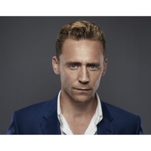 Pre-Sale Tom Hiddleston Autographed Photo #3 (3 sizes available)