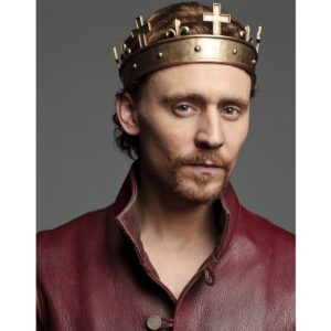 Pre-Sale Tom Hiddleston Autographed Photo #34 (3 sizes available)