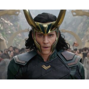 Pre-Sale Tom Hiddleston Autographed Photo #9 (3 sizes available)
