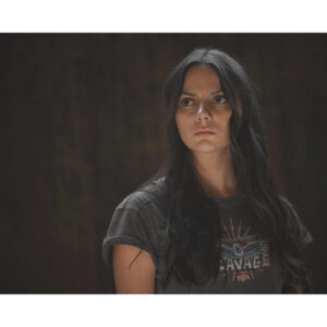 Pre-Sale Dafne Keen Autographed Photo #27 (8x10)