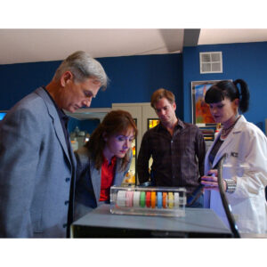 Pre-Sale Michael Weatherly Autographed Photo #5 (3 sizes available)