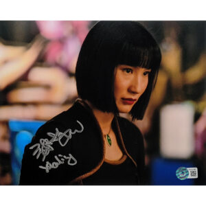 Meng'er Zhang Signed Xialing Photo #1 (8x10) w/ "Xialing" Inscription