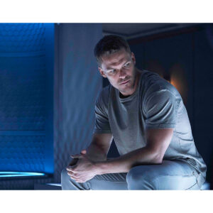 Pre-Sale Alan Ritchson Autographed Photo #17 (3 sizes available)