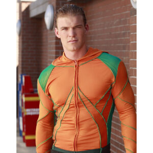 Pre-Sale Alan Ritchson Autographed Photo #24 (3 sizes available)