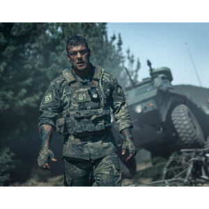 Pre-Sale Alan Ritchson Autographed Photo #3 (3 sizes available)