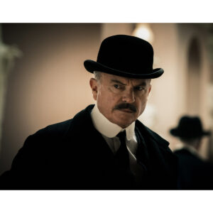 Pre-Sale Sam Neill Autographed Photo #23