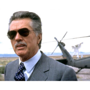 Pre-Sale Tom Skerritt Autographed Photo #20 (8x10)