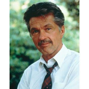 Pre-Sale Tom Skerritt Autographed Photo #5 (3 sizes available)