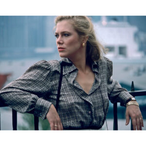 Pre-Sale Kathleen Turner Autographed Photo #3 (3 sizes available)