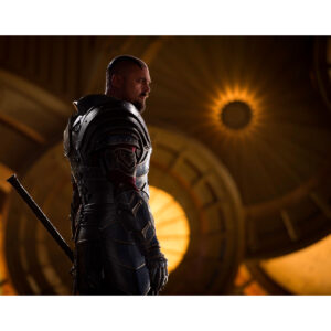 Pre-Sale Karl Urban Autographed Photo #15 (3 sizes available)