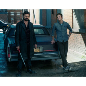 Pre-Sale Karl Urban Autographed Photo #29 (3 sizes available)