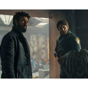 Pre-Sale Karl Urban Autographed Photo #31 (3 sizes available)