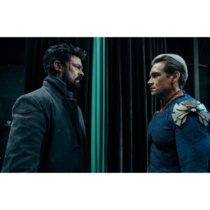 Pre-Sale Karl Urban Autographed Photo #52 (11x17)